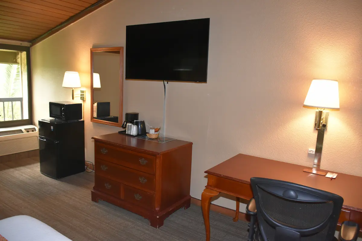 Executive Two Queen room amenities photo