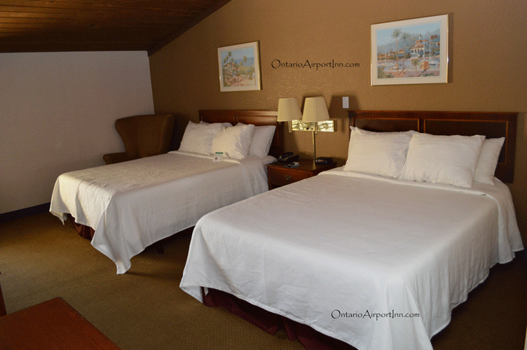 Executive Two Queen room beds photo